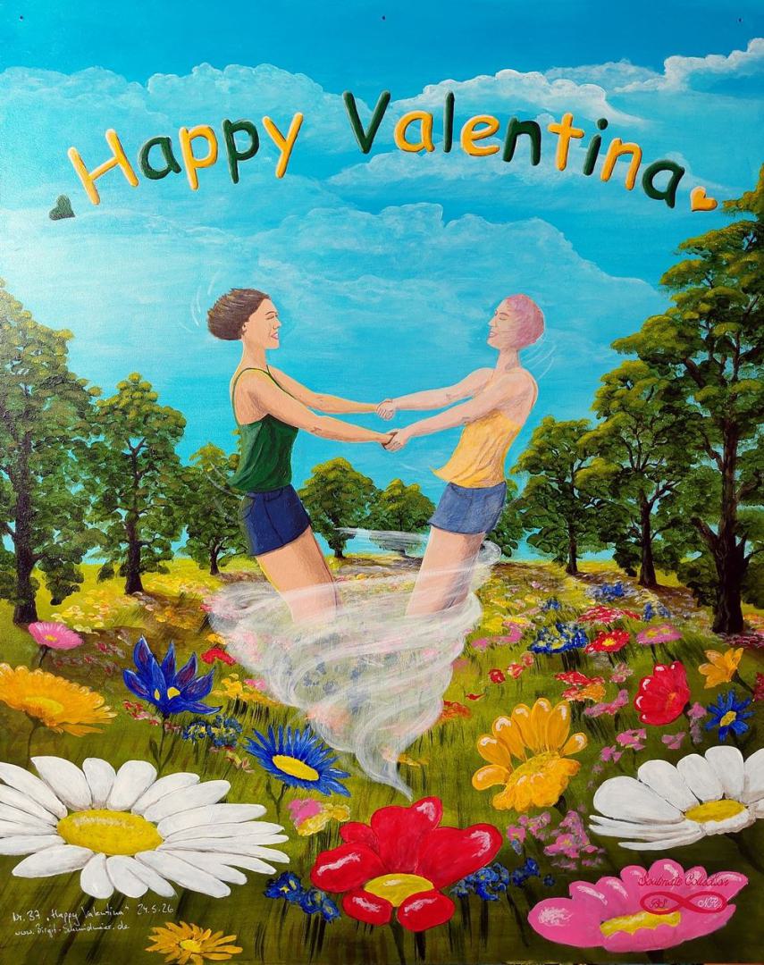 37-smc-happy-valentina